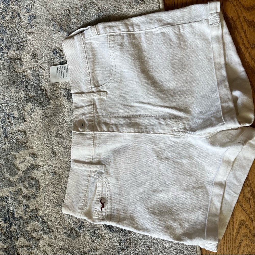 Hollister Women's Cream Jean Shorts